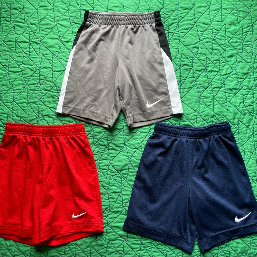 Lot of 3 athletic Nike shorts - size 6